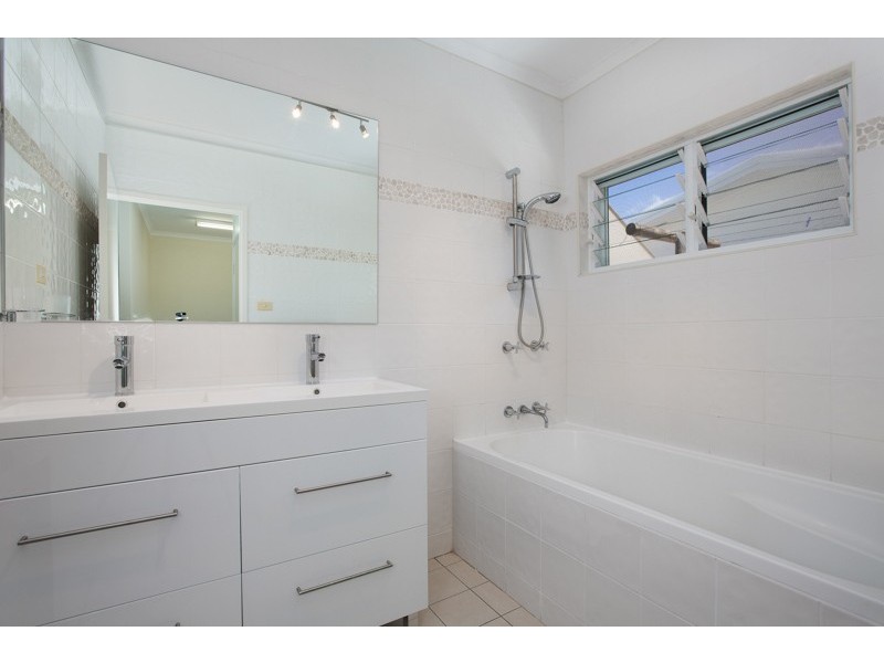 Trinity Beach QLD 4879