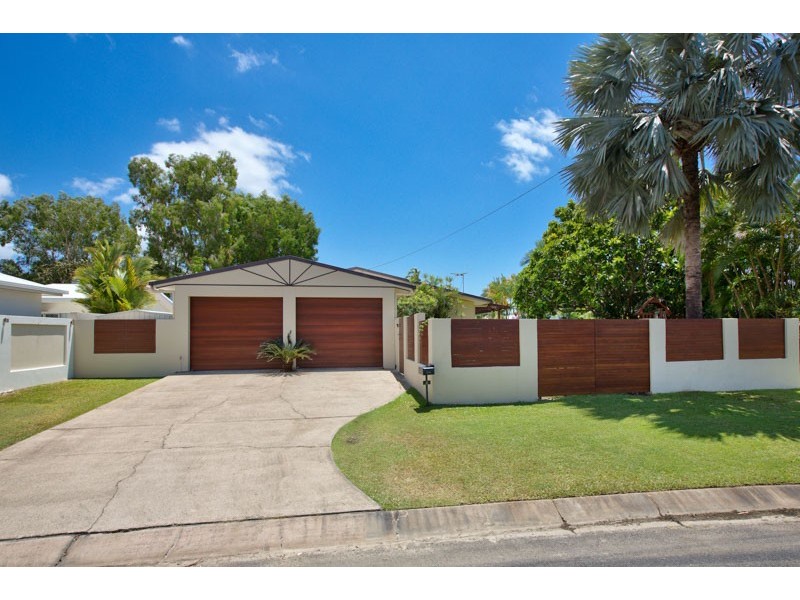 Trinity Beach QLD 4879