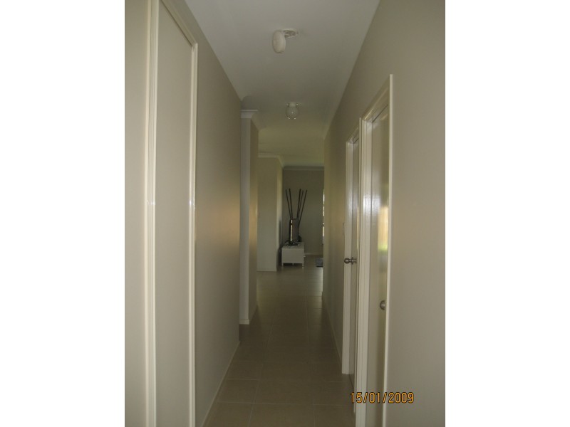 6 Baldwin Close, White Rock QLD 4868