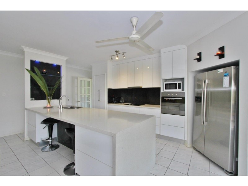 6 Vetiver Street, Trinity Park QLD 4879