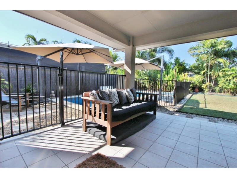 6 Vetiver Street, Trinity Park QLD 4879