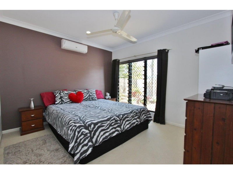 6 Vetiver Street, Trinity Park QLD 4879