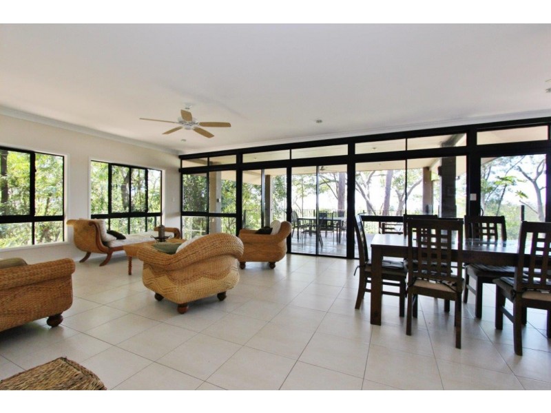 61 Leonards Access, Kewarra Beach QLD 4879