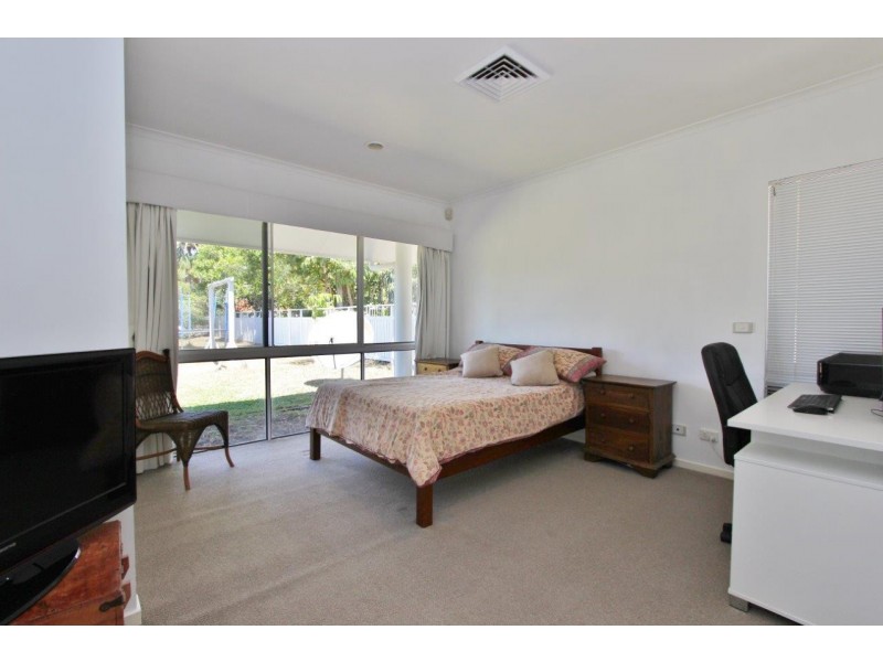 1 Stream Ave, Kewarra Beach QLD 4879