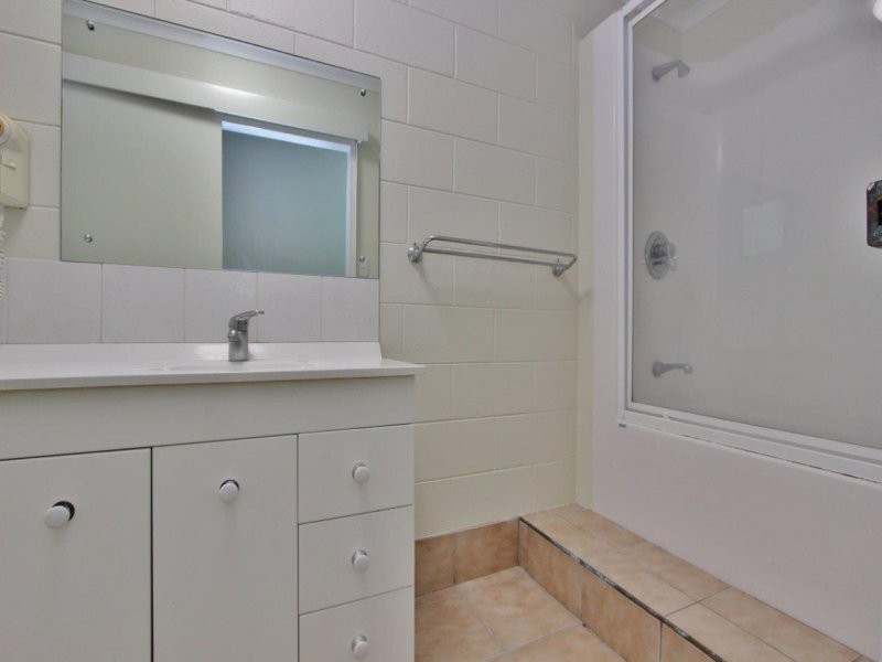 28/40-42 Moody Street, Manoora QLD 4870