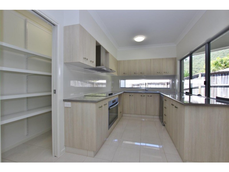 6 Sago Close, Palm Cove QLD 4879