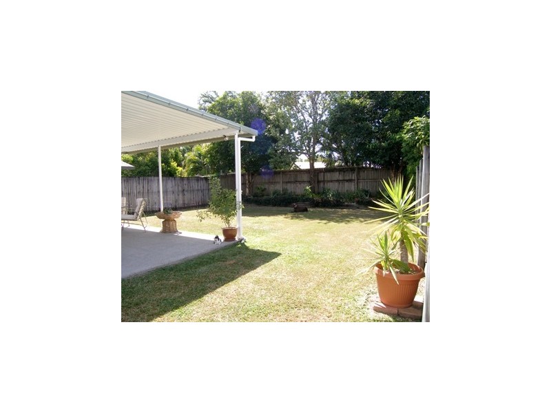 24 Dolphin Close, Kewarra Beach QLD 4879