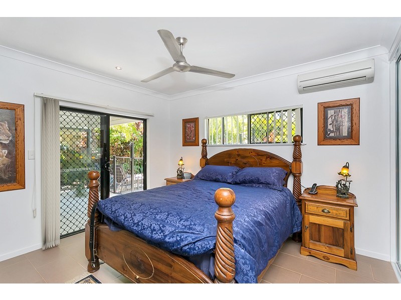 8 Tydeman Crescent, Clifton Beach QLD 4879