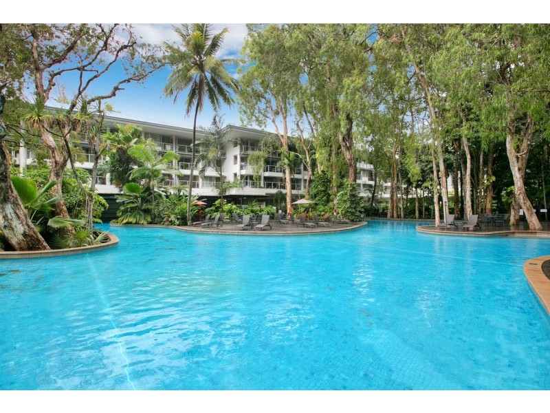 4202 Williams Esplanade, Palm Cove QLD 4879