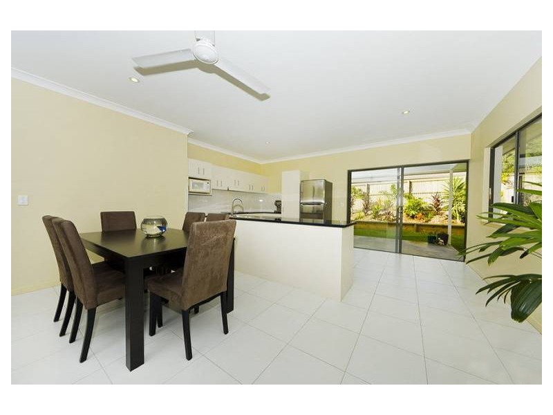 140 Roberts Drive, Trinity Beach QLD 4879