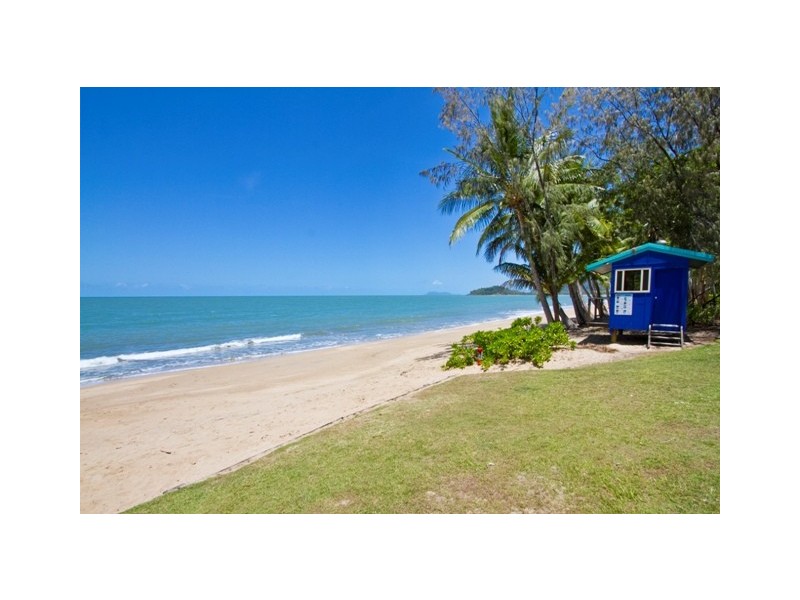 Clifton Beach QLD 4879