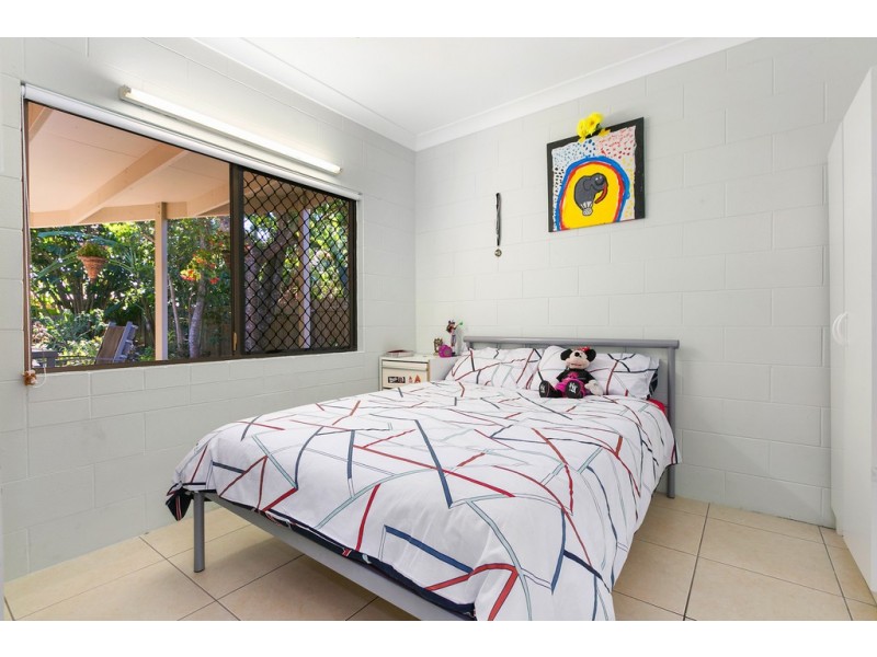 24 Madang Street, Trinity Beach QLD 4879