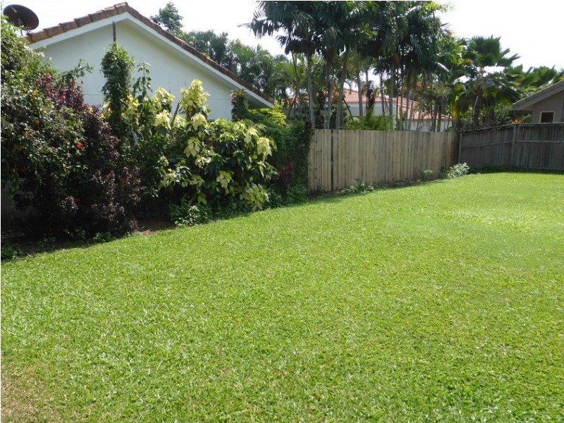 3 Paradise Palms Drive, Kewarra Beach QLD 4879