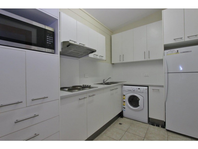 8 Baines Street, Clifton Beach QLD 4879