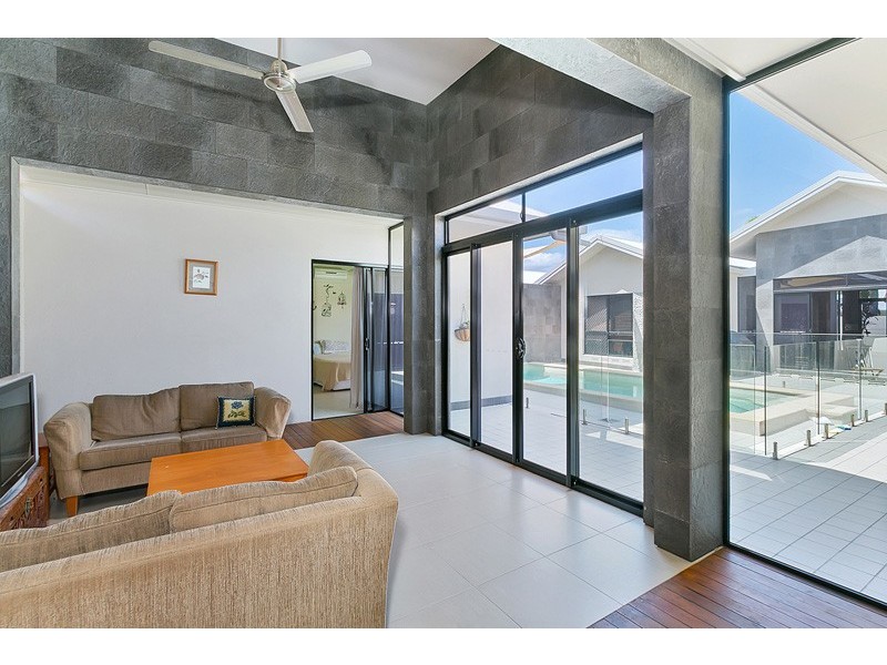 Trinity Beach QLD 4879