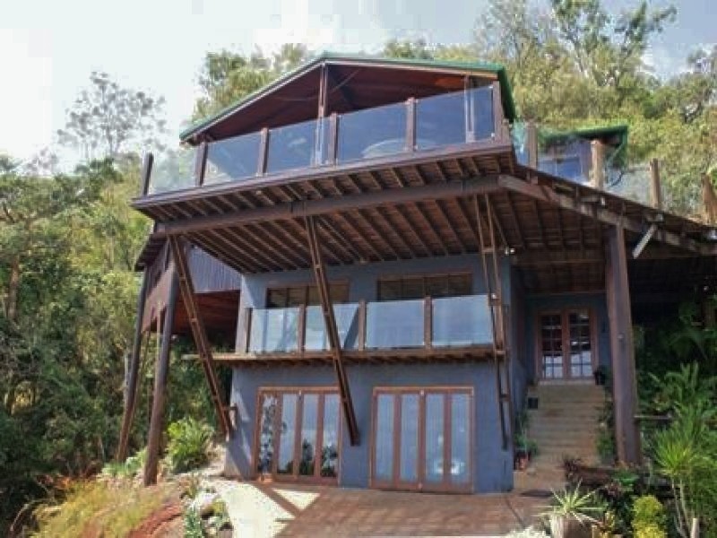 5 Tari Place, Trinity Beach QLD 4879