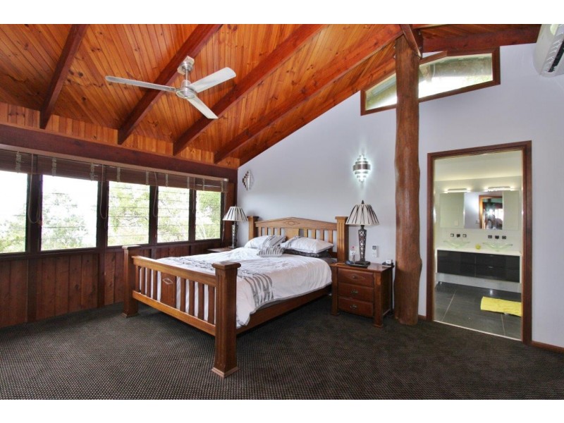 5 Tari Place, Trinity Beach QLD 4879
