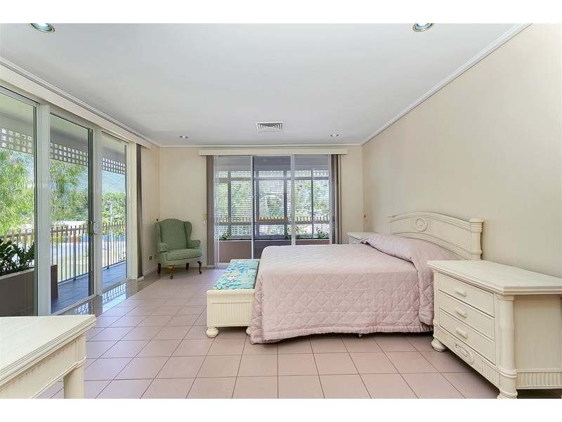 Clifton Beach QLD 4879