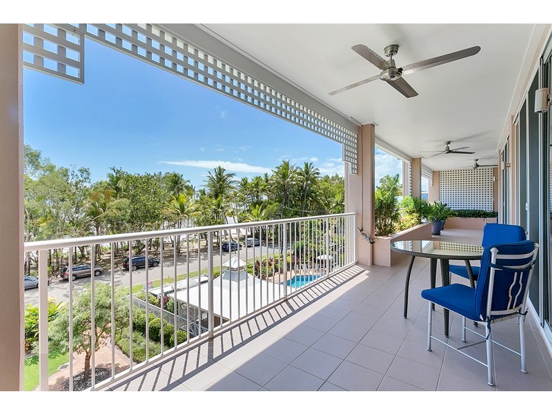 Clifton Beach QLD 4879