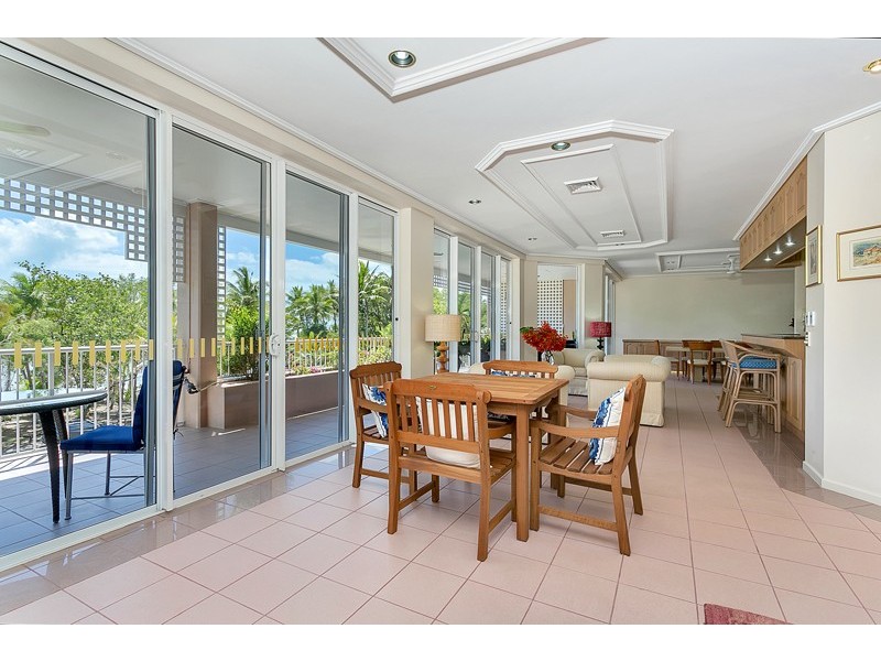 Clifton Beach QLD 4879