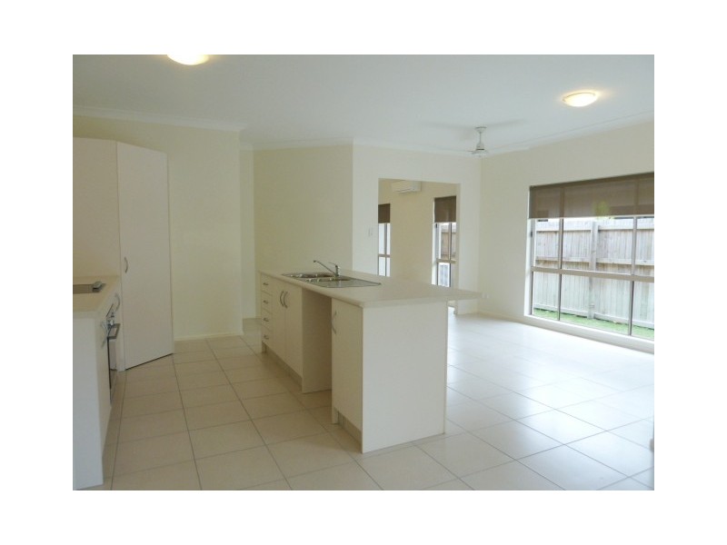 7 Selwyn Circuit, Trinity Park QLD 4879