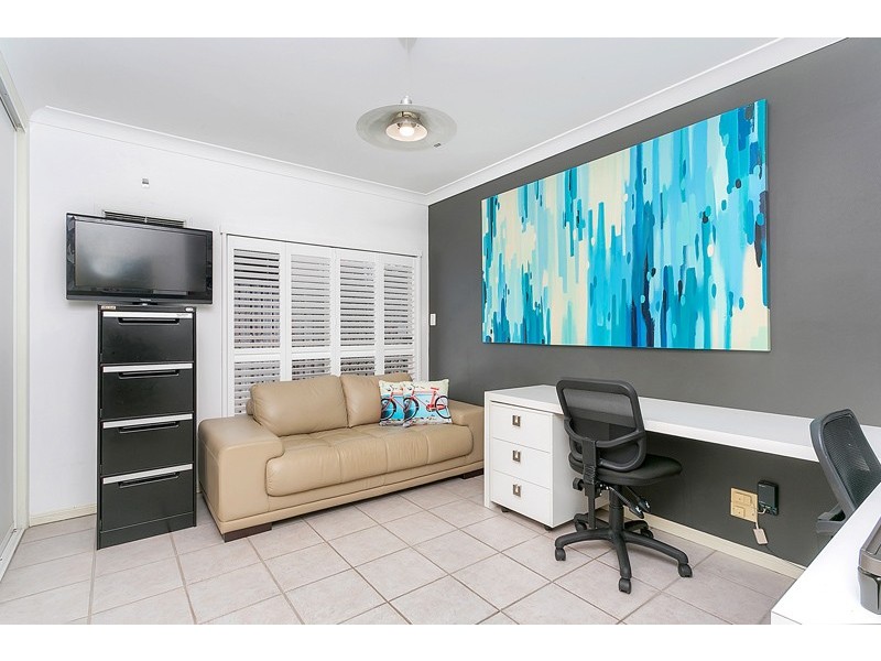 18 Trivia Street, Palm Cove QLD 4879