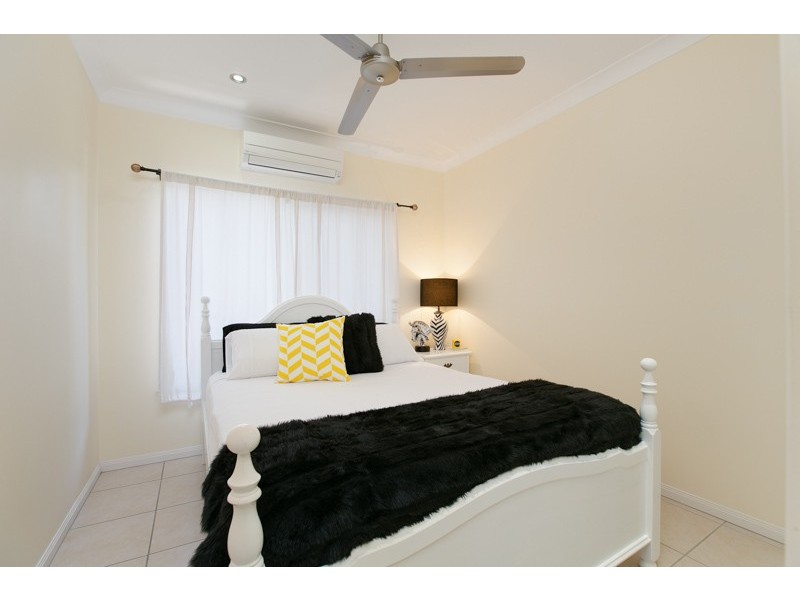 Clifton Beach QLD 4879