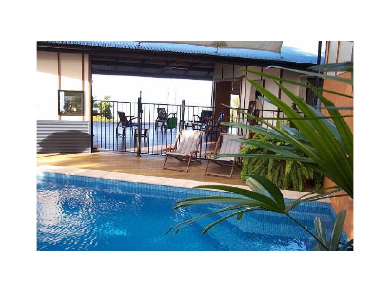 25 Tari Place, Trinity Beach QLD 4879