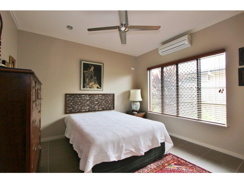 4 Pambula Close, Kewarra Beach QLD 4879
