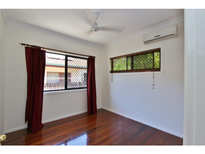 11 Greenford Close, Brinsmead QLD 4870
