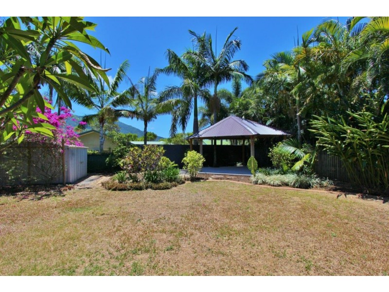 11 Greenford Close, Brinsmead QLD 4870