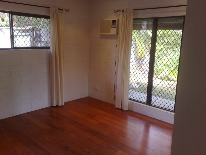 25 Rabaul Street, Trinity Beach QLD 4879