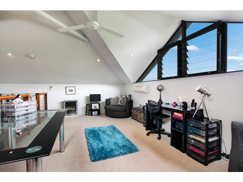 1 Turtle Close, Clifton Beach QLD 4879