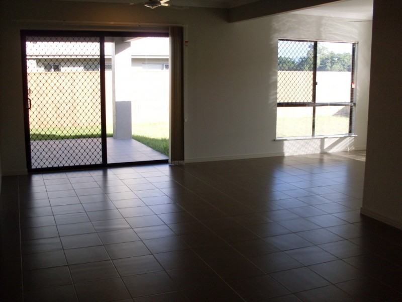 107 Roberts Drive, Trinity Beach QLD 4879