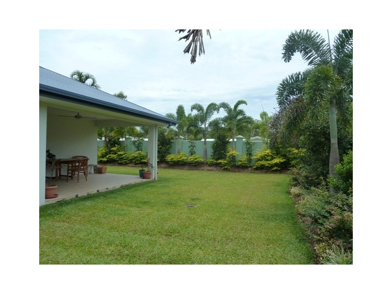 11 Edge Close, Kewarra Beach QLD 4879