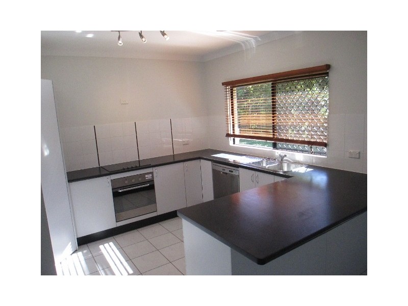 16 Moojeeba Way, Trinity Park QLD 4879