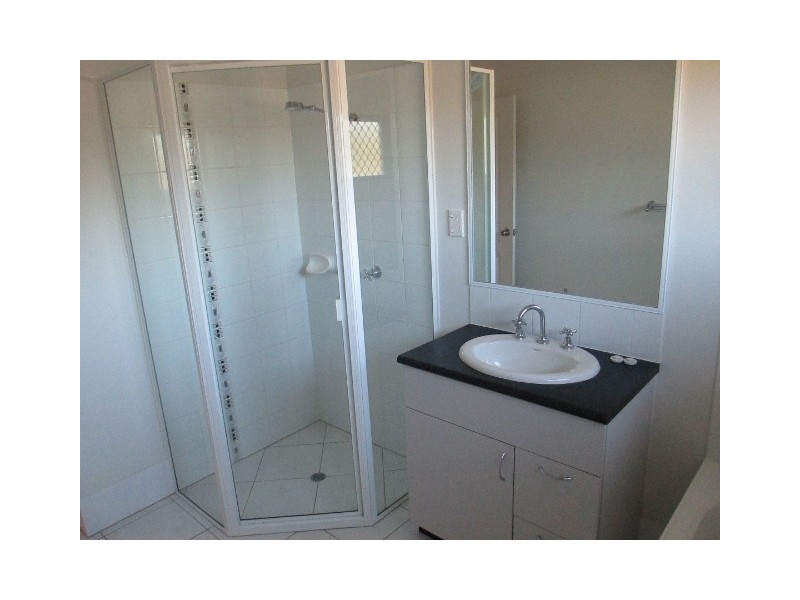 16 Moojeeba Way, Trinity Park QLD 4879