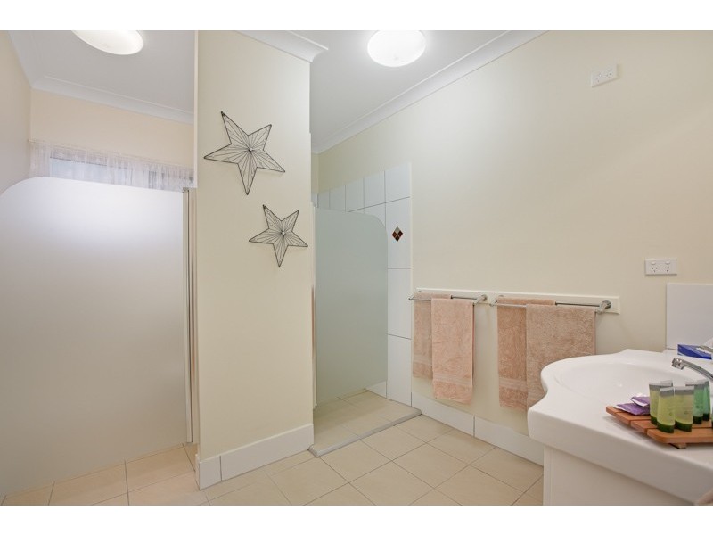 Barrine QLD 4872