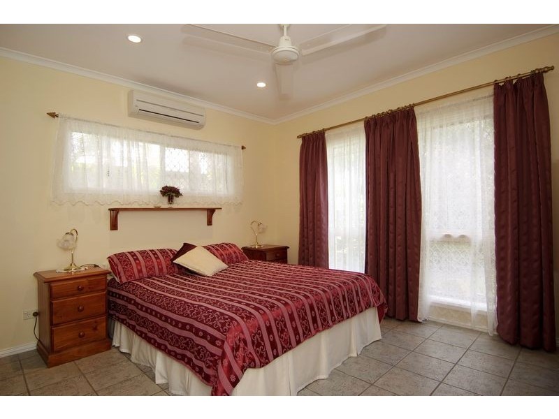 11 Miara Close, Kewarra Beach QLD 4879