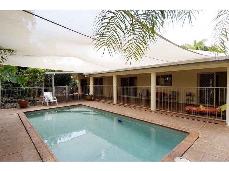 11 Miara Close, Kewarra Beach QLD 4879