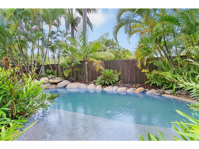 Clifton Beach QLD 4879