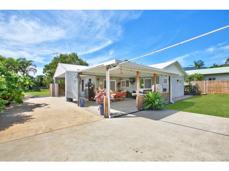 Kewarra Beach QLD 4879