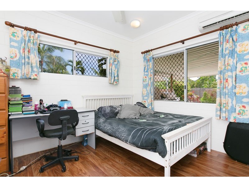 Kewarra Beach QLD 4879