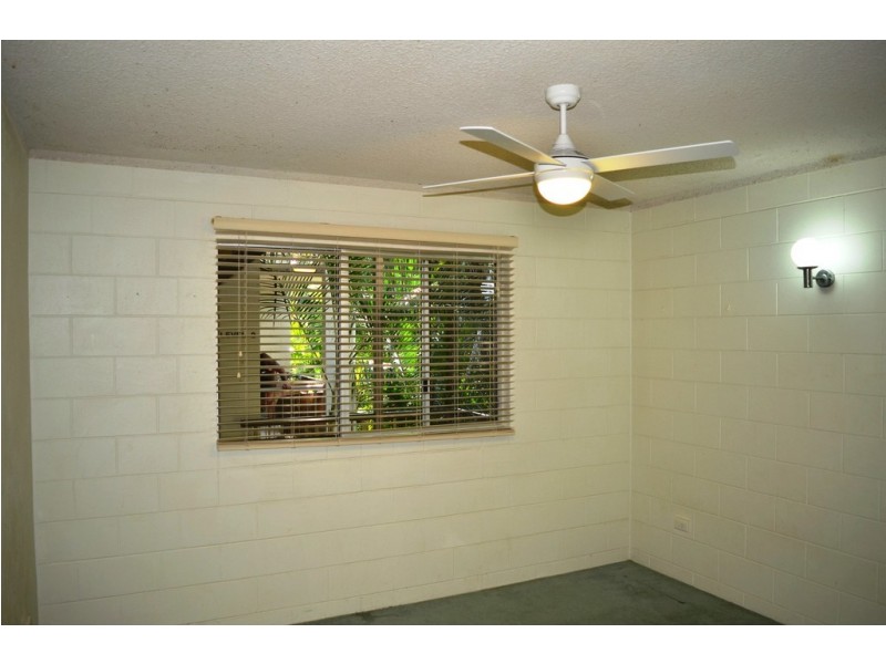 7/67-69 Moore Street, Trinity Beach QLD 4879