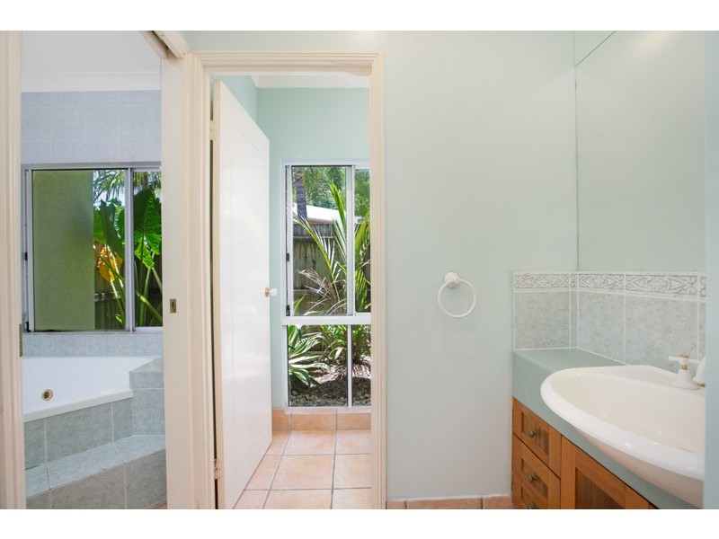 43 Dolphin Close, Kewarra Beach QLD 4879