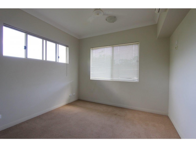7/1804 Captain Cook Highway, Clifton Beach QLD 4879