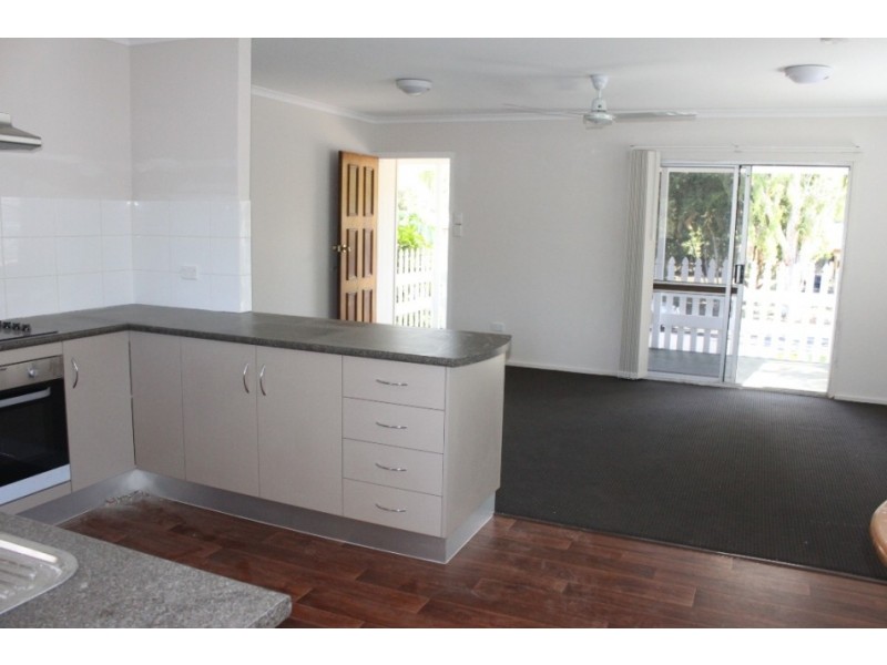 6 Arunta Street, Trinity Park QLD 4879