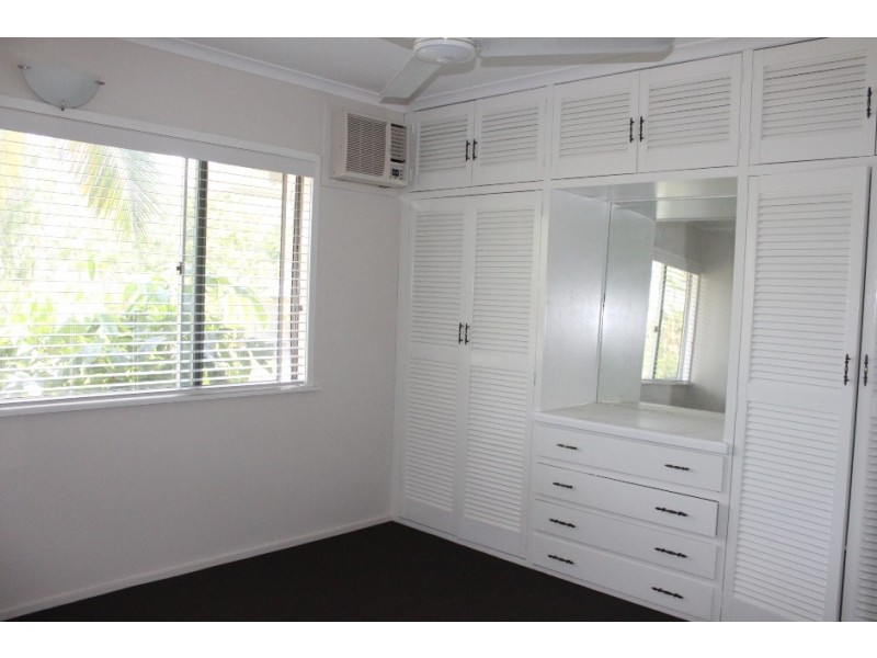 6 Arunta Street, Trinity Park QLD 4879