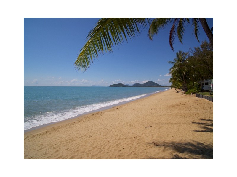 5/74-77 Arlington Esp, Clifton Beach QLD 4879
