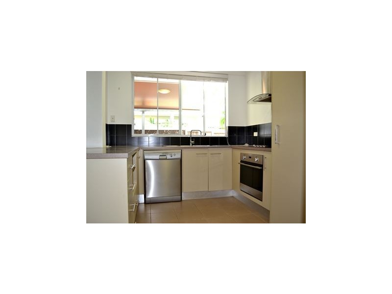 1/38 Petersen Street, Trinity Beach QLD 4879